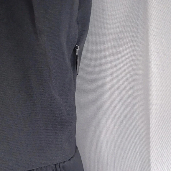 Sherosa v-neck sleeveless black dress NWT - Picture 5 of 7